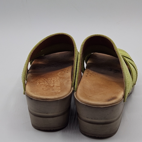 Sanita leather 2" heel size 36  us 4.5/5 lime green sandals - Picture 11 of 15